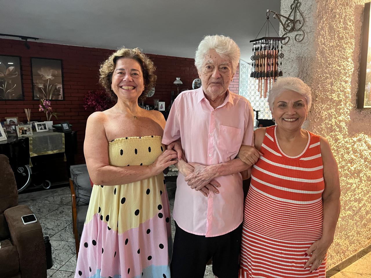 Obituário: Carlos de Brito Imbassahy, por Marcelo Henrique WhatsApp Image 2025-11-11 at 19.00.37 (2)