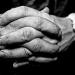 Editorial: Um belo livro na estante?, por Conselho Editorial